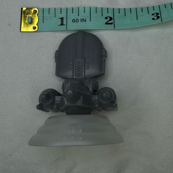 Disney Collectible 100th Anniversary Celebration DinDjarin Mandalorian Star Wars - Picture 4 of 4